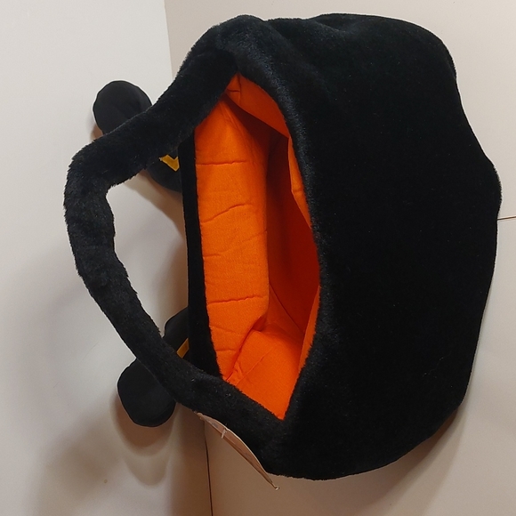 PLUSH WITCH SKIRT BASKET WITH HANDLE, LEGS. VELOR, 2001 - Picture 2 of 5